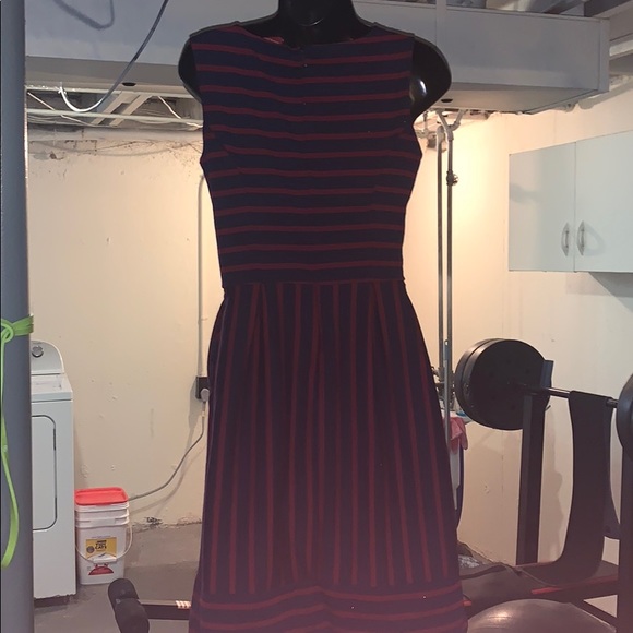 💙❤️ Work Dress - Picture 4 of 6